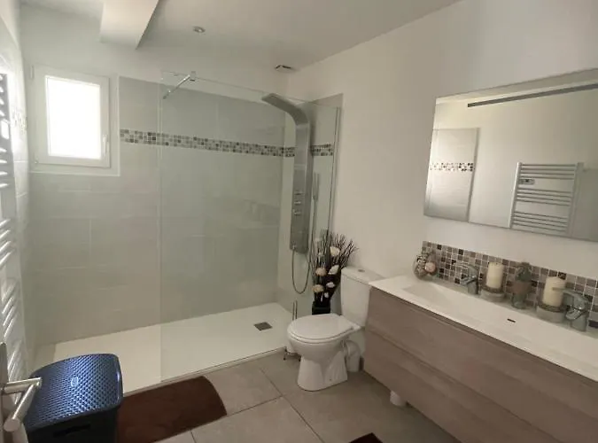 Suite 16M2 Independante Dans Villa